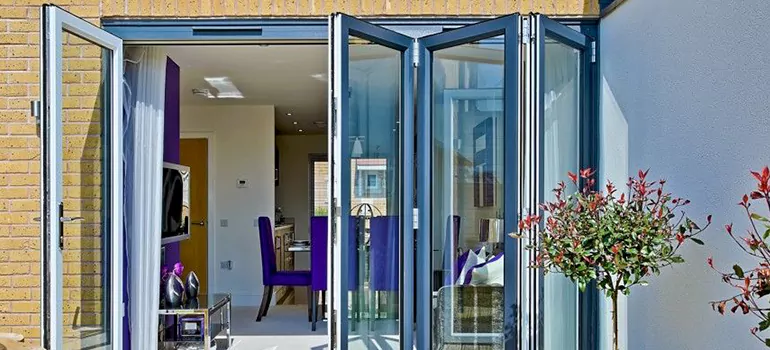 Bifold Door Repairs Near Me in Pickering, Ontario