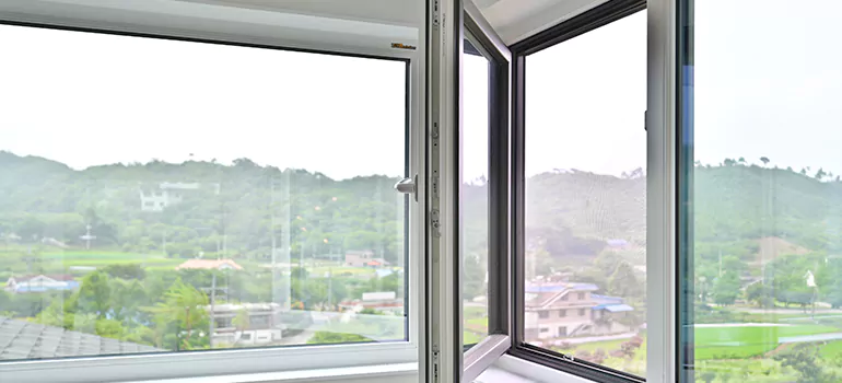 Large Triple Pane Windows in Pickering, ON
