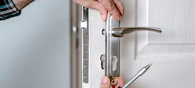 Front Door Knob Repair in Pickering, ON