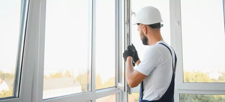 Lever Windows Installation Cost in Pickering, ON
