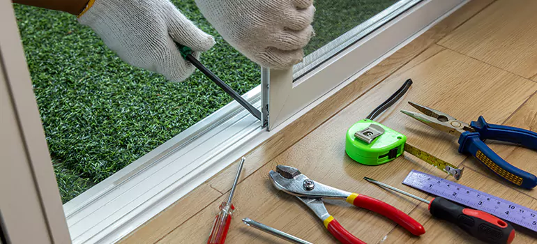 Window Hinge Repair in Pickering, Ontario